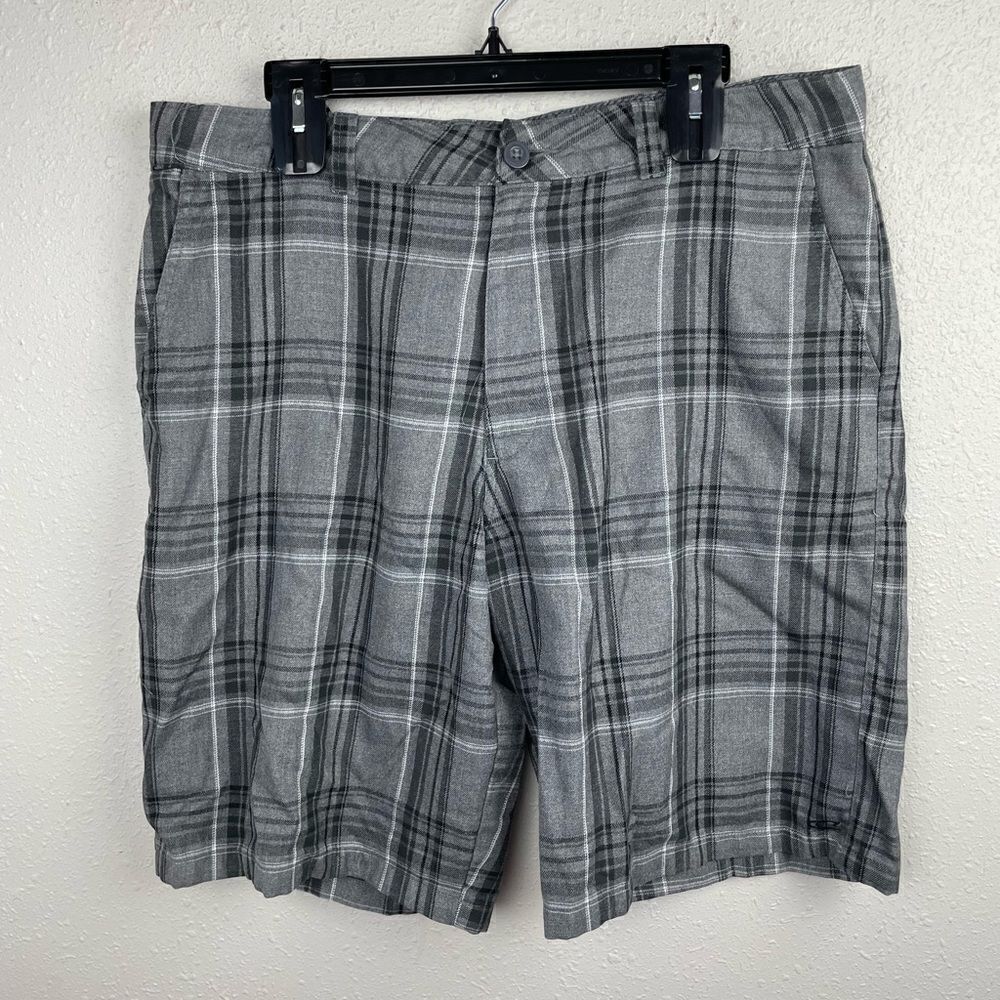 O’Neill First In Last Out Shorts Size 36 EUC